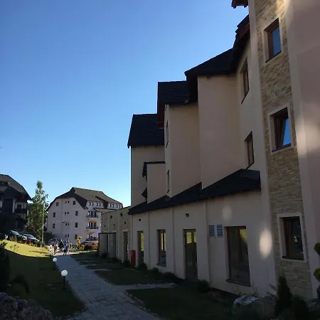 Milmari P38 Apartment Kopaonik